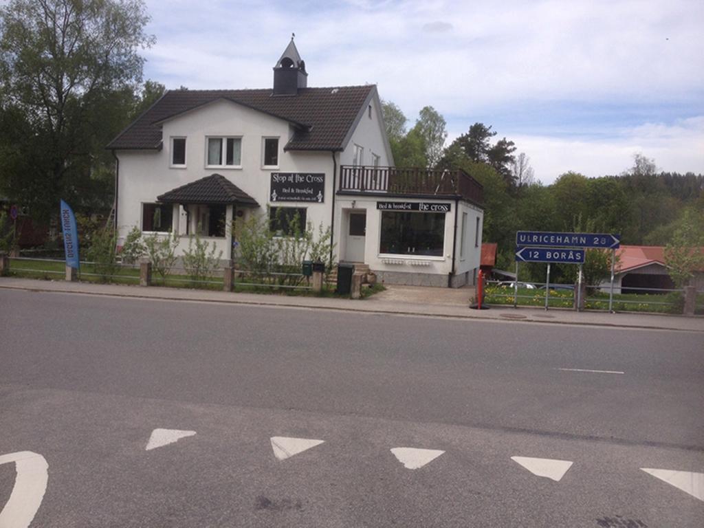 Bed and Breakfast Stop At The Cross Borås Exterior foto